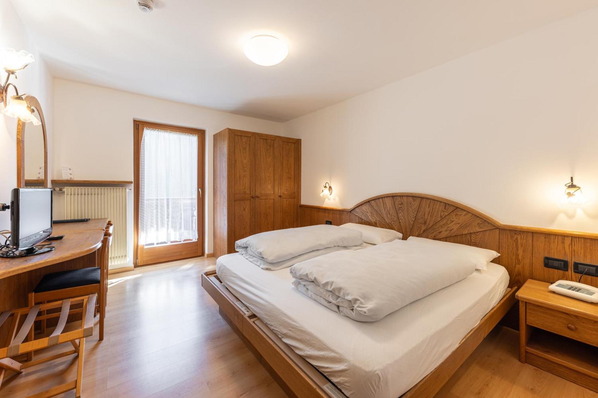 Albergo Arnica Канацеи Экстерьер фото