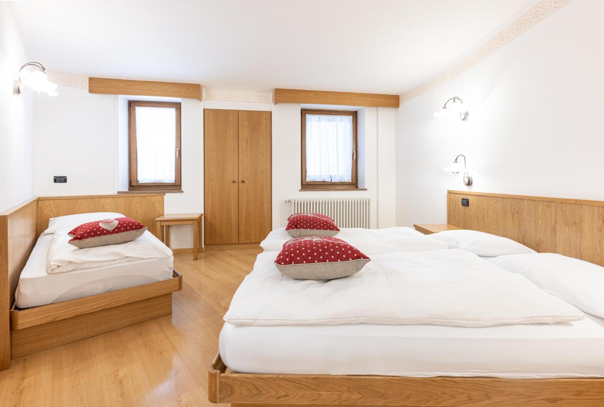 Albergo Arnica Канацеи Экстерьер фото