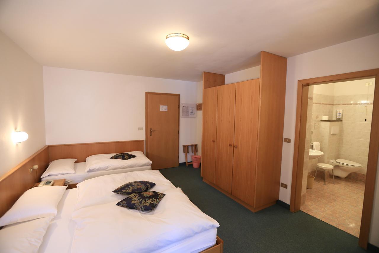 Albergo Arnica Канацеи Экстерьер фото