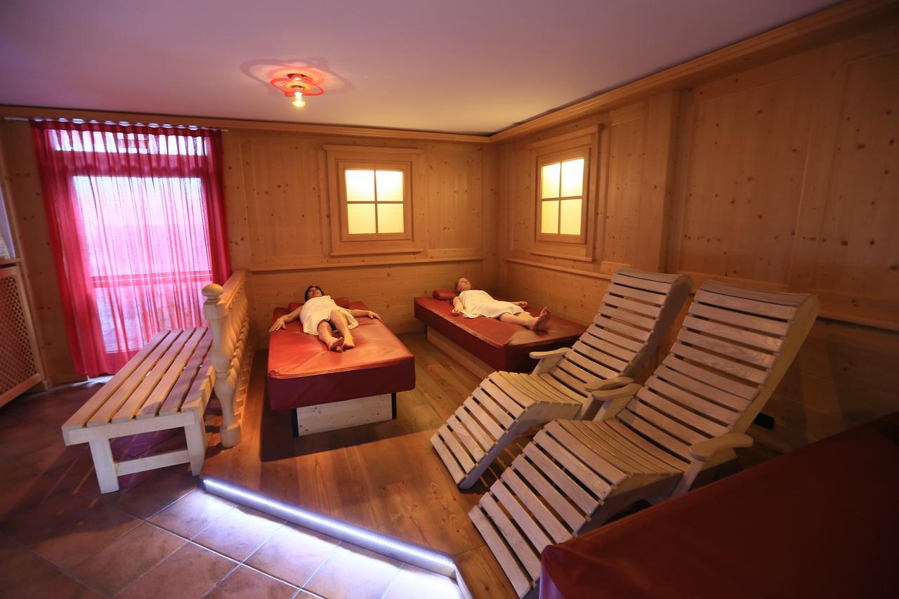 Albergo Arnica Канацеи Экстерьер фото